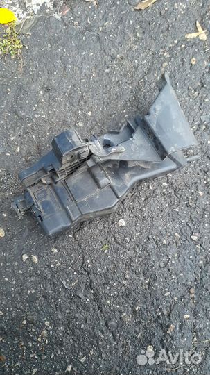 Замок двери мерседес 210