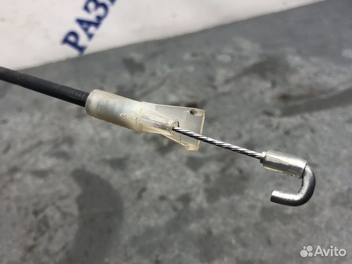 Передний правый трос двери ravon r4