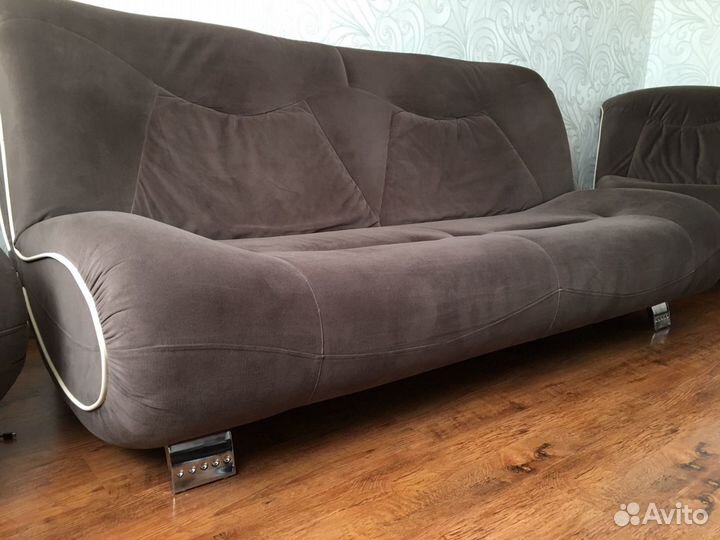 Диван и кресло