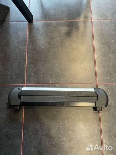 Крепление для лыж на крышу автомобиля