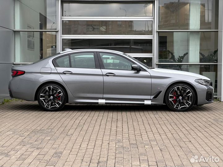 BMW 5 серия, 2022