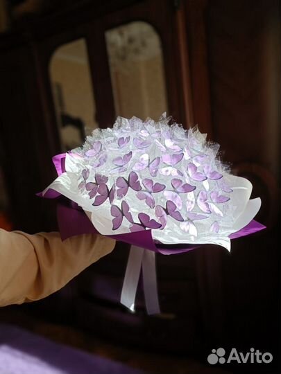 Букет на праздник из бабочек