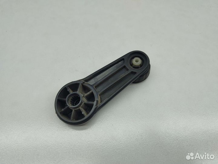 Ручка стеклоподъёмника Nissan Primera P11 1998 г.в