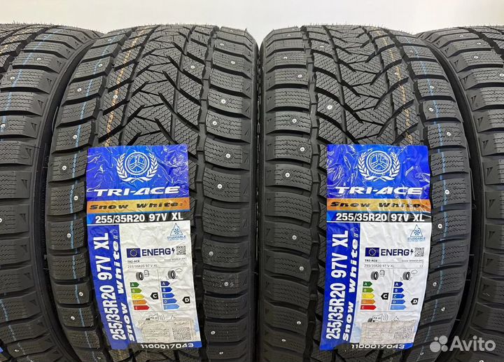 Tri Ace Snow White II 255/35 R20 53J