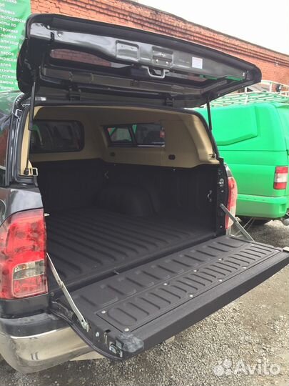 Кунг Sammitr TL1 на Toyota Hilux Revo склад в Екб