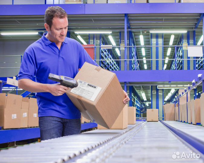 Работник склада