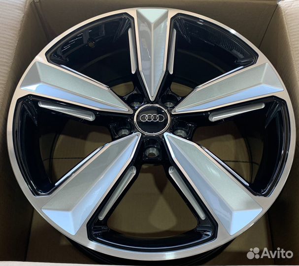 Диски на Ауди А4 А5 A6 A7 Audi Q5 R19 5/112