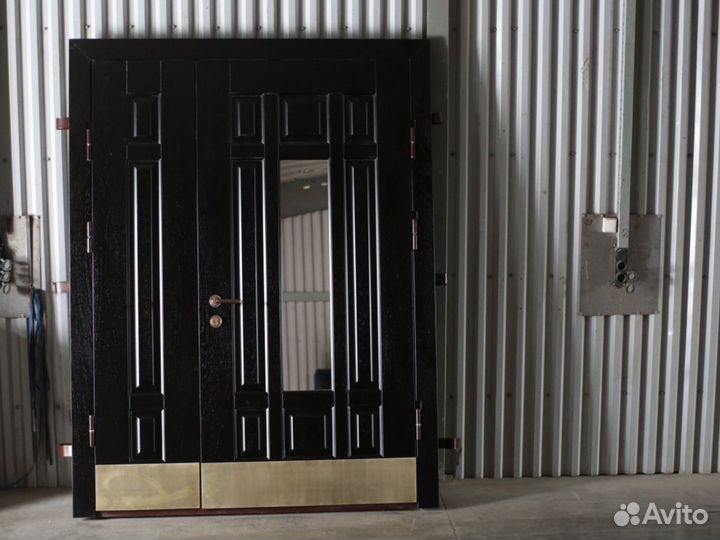 Двери из стали с порошковым покрытием от завода
