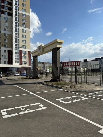 3-к. квартира, 65 м², 15/16 эт.