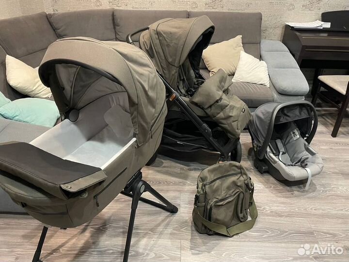 Идеальный комплект коляски Inglesina Aptica XT