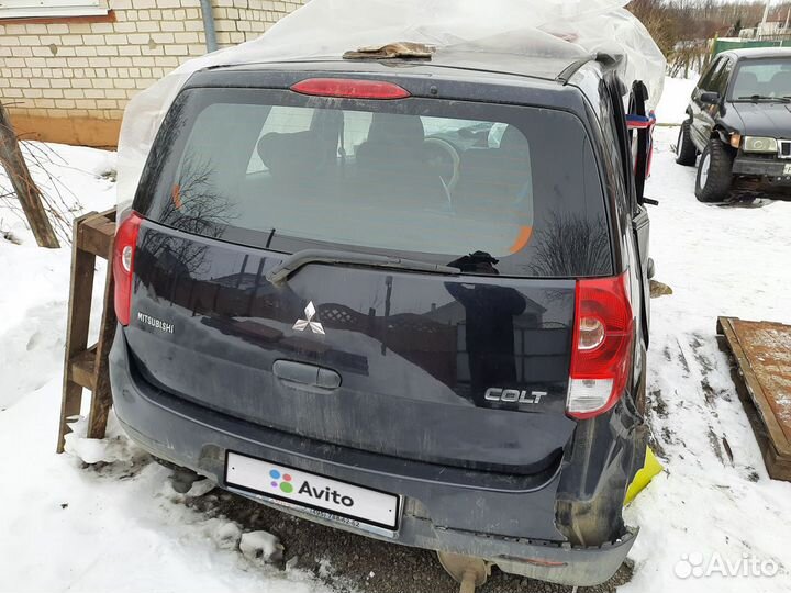 Mitsubishi Colt 1.3 AMT, 2010, битый, 73 000 км