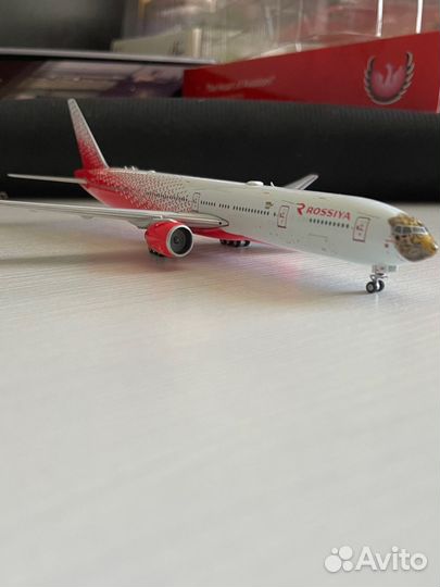 Модель самолета Boeing 777 Россия 