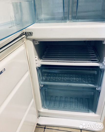 Холодильник electrolux