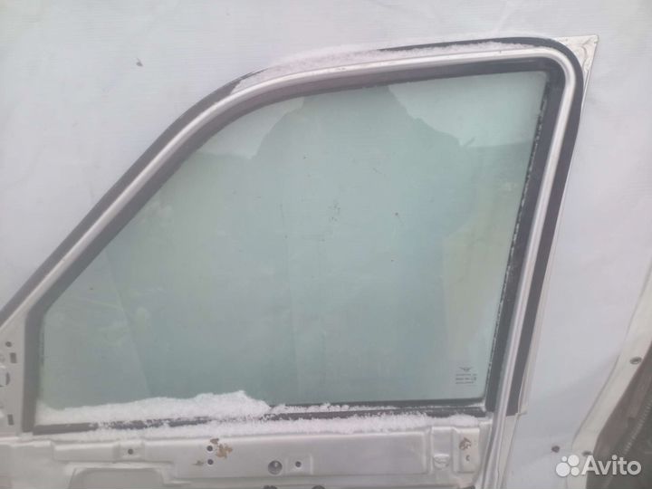 Стекло переднее правое УАЗ patriot