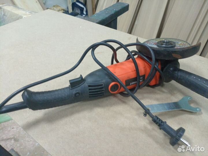 Продам электроинструмент