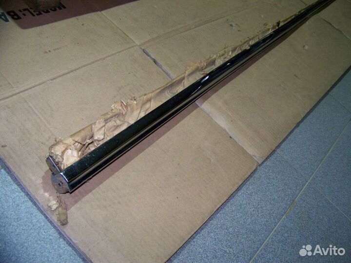 Газ-13 Чайка. Молдинги длинные задние. Новые, СССР