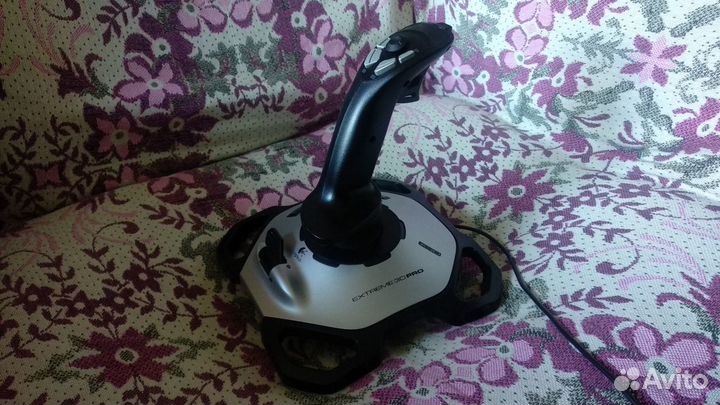 Джойстик Logitech Extreme 3D Pro