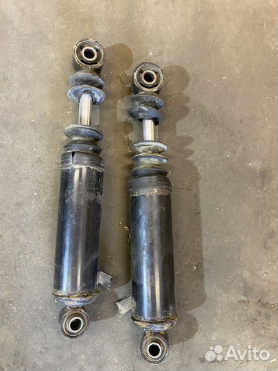 Задний амортизатор киа соренто 2 XM