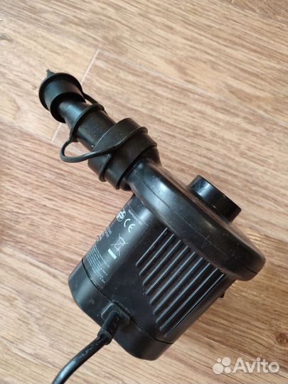 Электрический насос для надувания Intex