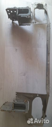 Рамка радиатора (верх) Ниссан Максима (Цефиро) а33