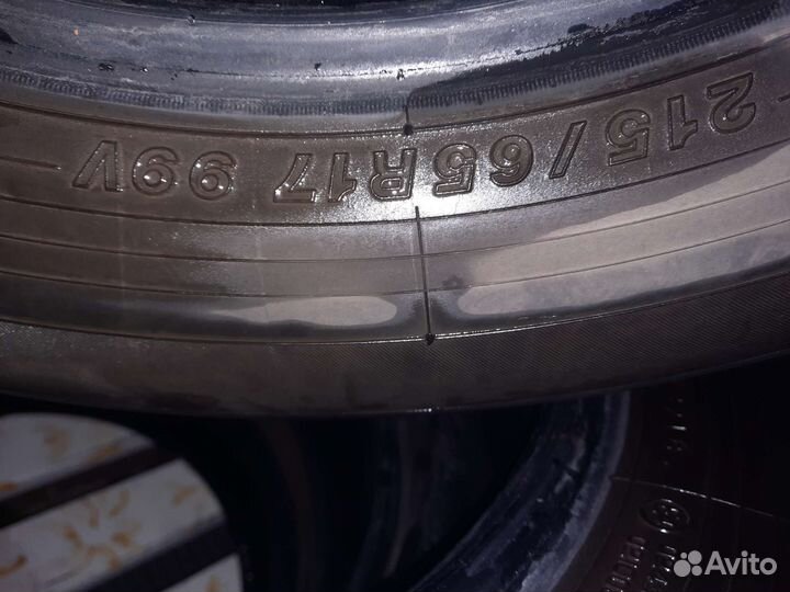 Yokohama BluEarth AE50 215/65 R17 99V