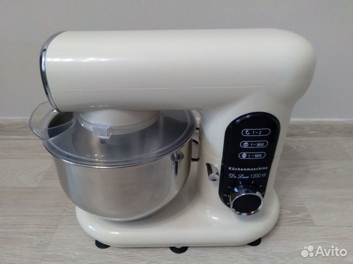 Кухонный комбайн Zigmund&shtain DE Luxe ZKM-999