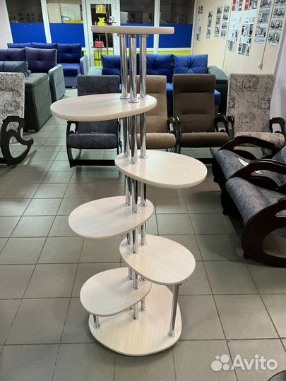 Подставка под цветы 