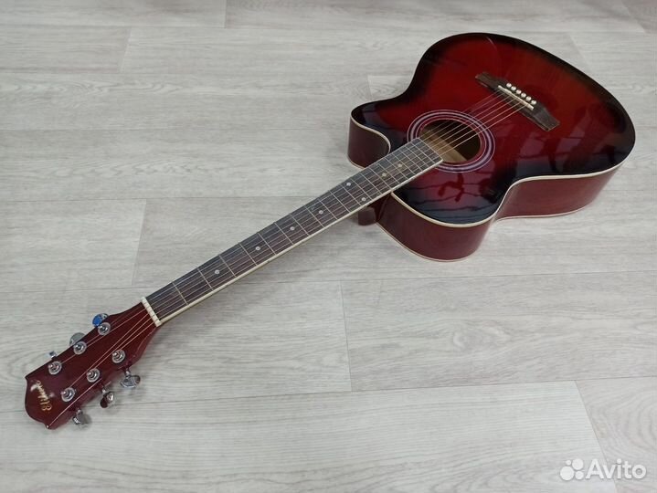 Новая акустическая гитара