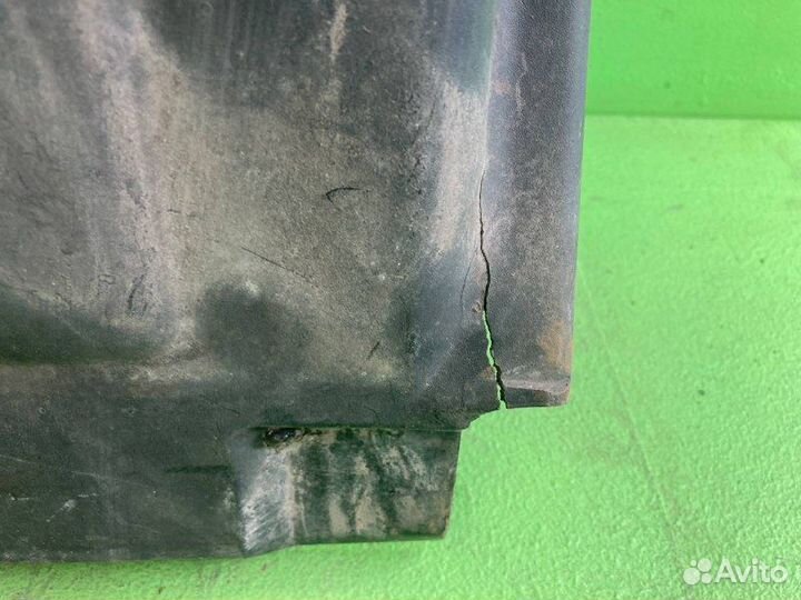 Крышка аккумуляторов MAN TGX