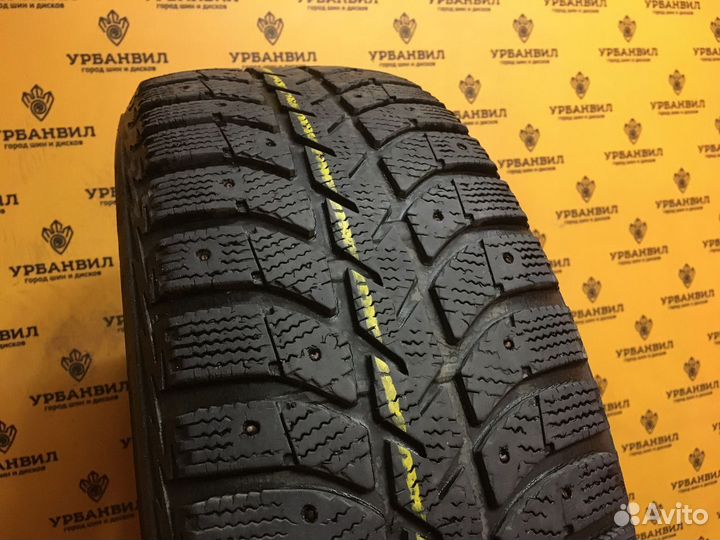 Bridgestone Ice Cruiser 5000 205/60 R16 92T