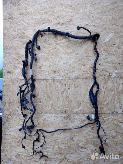 Коса подкапотная Volvo S40 98-04