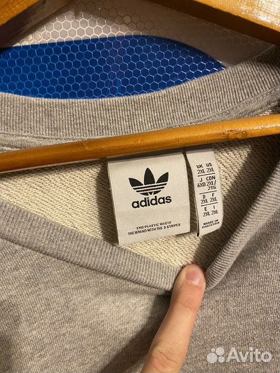 Свитшот adidas