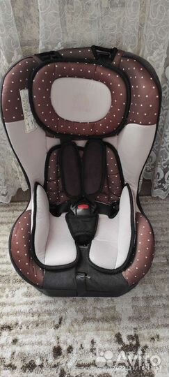 Мягкое кресло для детей в машину