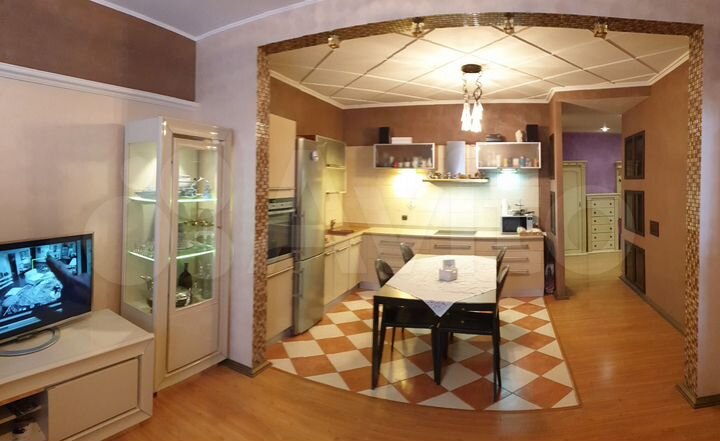 3-к. квартира, 122,3 м², 5/9 эт.