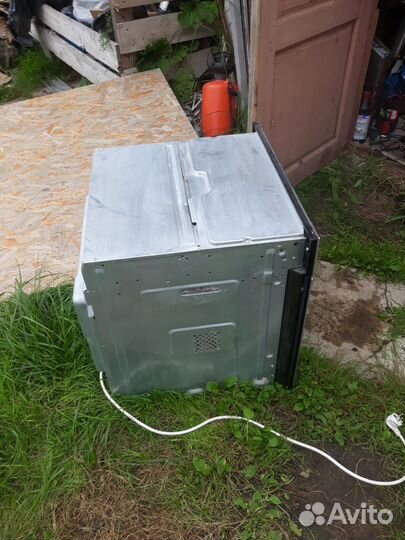 Духовой шкаф