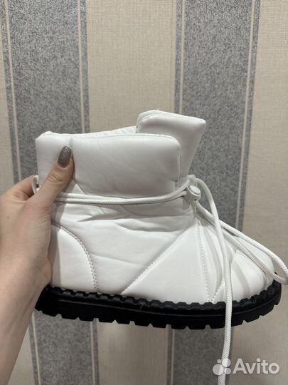 Дутики женские