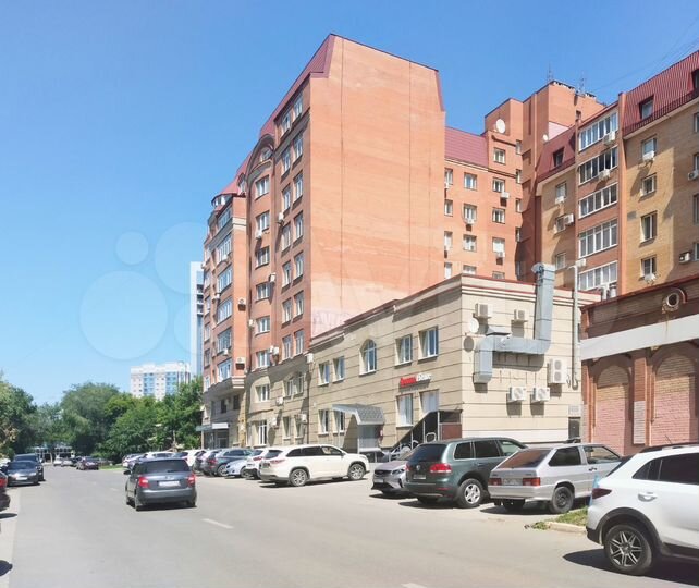 Универсальное с арендатором в центре города