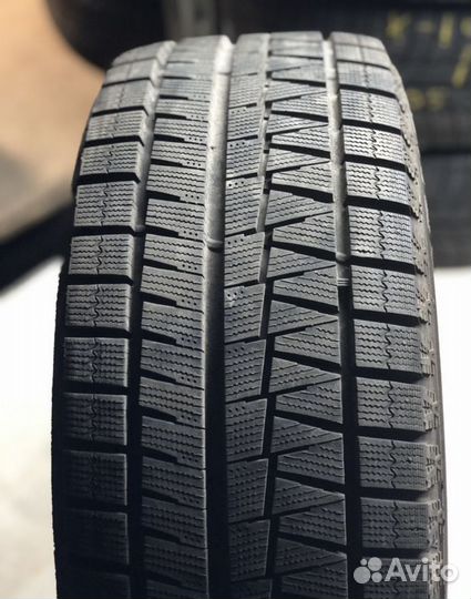 Bridgestone Blizzak RFT 225/50 R17