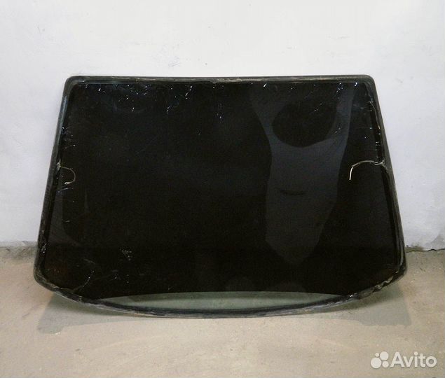 Стекло заднее Audi 80 B3