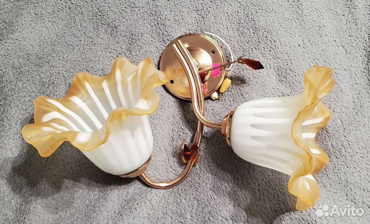 Настенный светильник бра