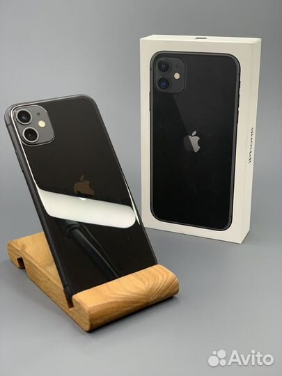 iPhone 11, 64 ГБ