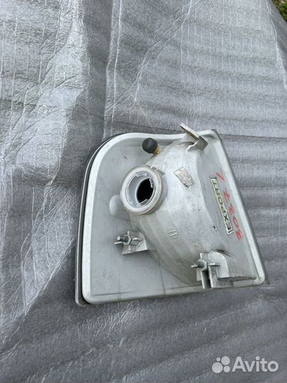 Поворотник левый ford explorer 3 4.0 2003-2005г