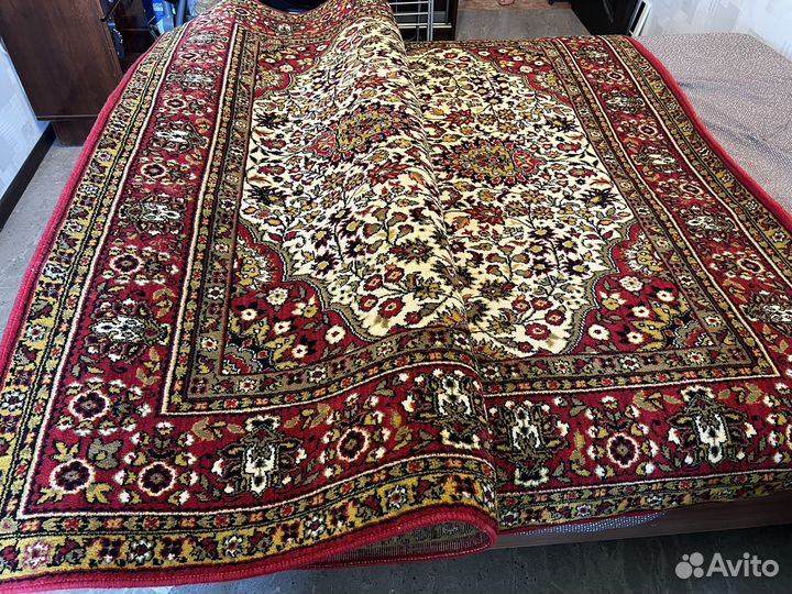 Ковер шерстяной новый 2 на 3