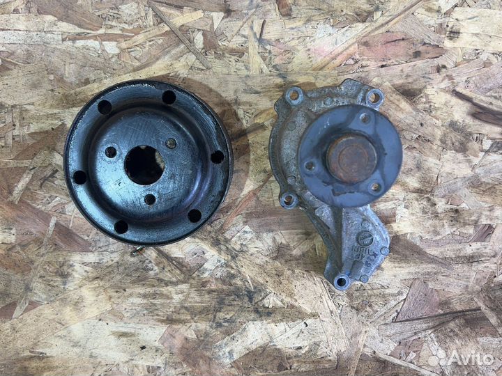 Honda civic 4d шкив помпа водяная