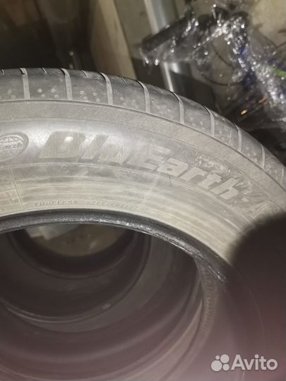 Yokohama BluEarth AE50 215/65 R17 99V