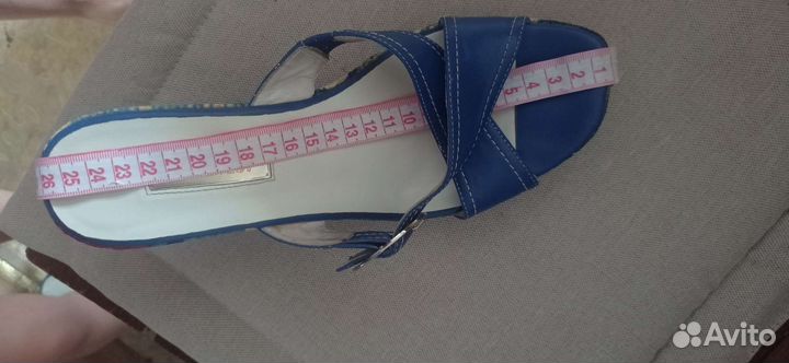 Босоножки 40