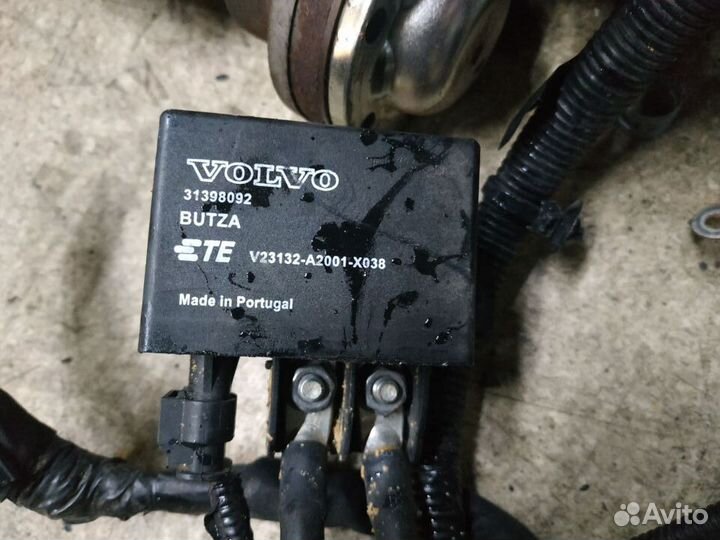 Вольво XC90 XC60 2015- реле 31398092