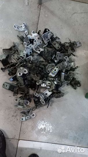 Петли двери Тойота лексус Toyota lexus