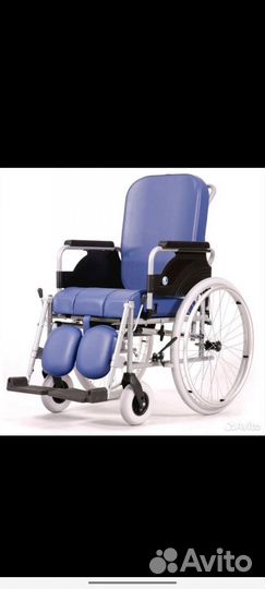 Инвалидная коляска с санитарным оснащением