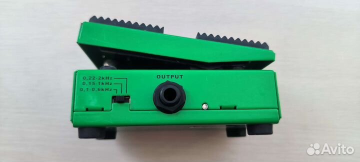 Педаль для бас гитары AMT WH-1B